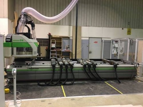 Biesse Rover - Maszyna CNC Używana do produkcji wnętrza domku mobilnego